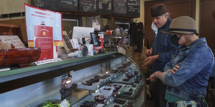 Restaurants, delivery apps still at odds as demand grows