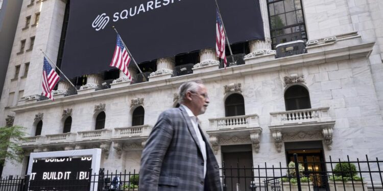 Bitcoin drops 19% amid crypto selloff