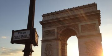 Op-Ed: Is Biden Facing his “De Gaulle” Moment?