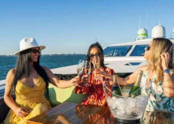 yacht rentals for birthdays