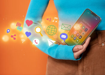 FOUR Benefits of Trusting a Social Media Management Agency