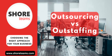 Outsourcing vs Outstaffing