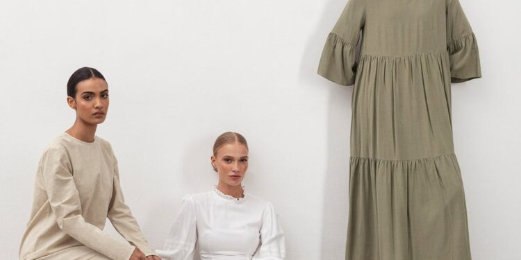 The Ultimate Guide to Finding the Perfect Midi Dress for Women Online