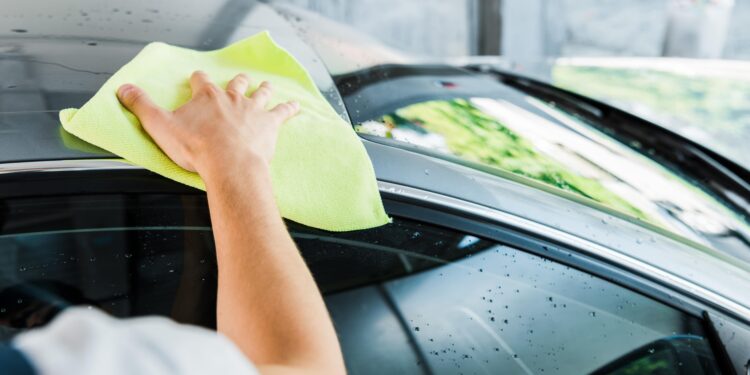 eco friendly car cleaning