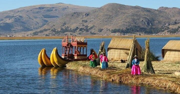 Floating Island, Peru