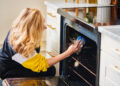 professional oven cleaning service