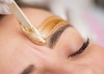 Enhance Your Look with Professional Eyebrow Waxing in Vancouver