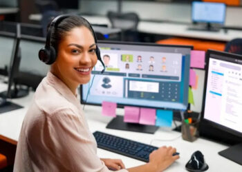 Enhancing Customer Experience with a Chat Support Assistant: