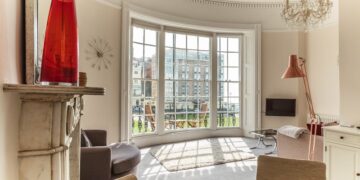 Craic-ing Good Stays: Belfast’s Best Short-Term Lets