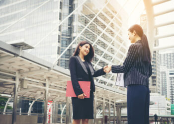 expat financial advisor