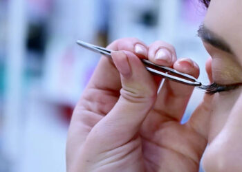 eyelash extension courses