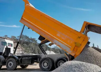 Comprehensive Guide to Dump Truck Rental in Leominster: Everything You Need to Know