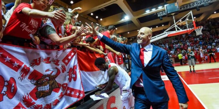 AS Monaco Basketball sacks Sasa Obradovic