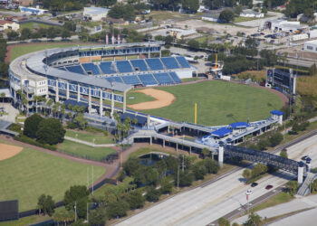 Petty politics could sink the Rays stadium deal