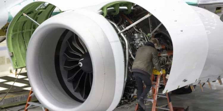 Boeing Auxiliary Power Unit Replacement Indicators: When to Plan Ahead Instead of React