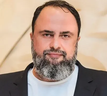 Marinakis